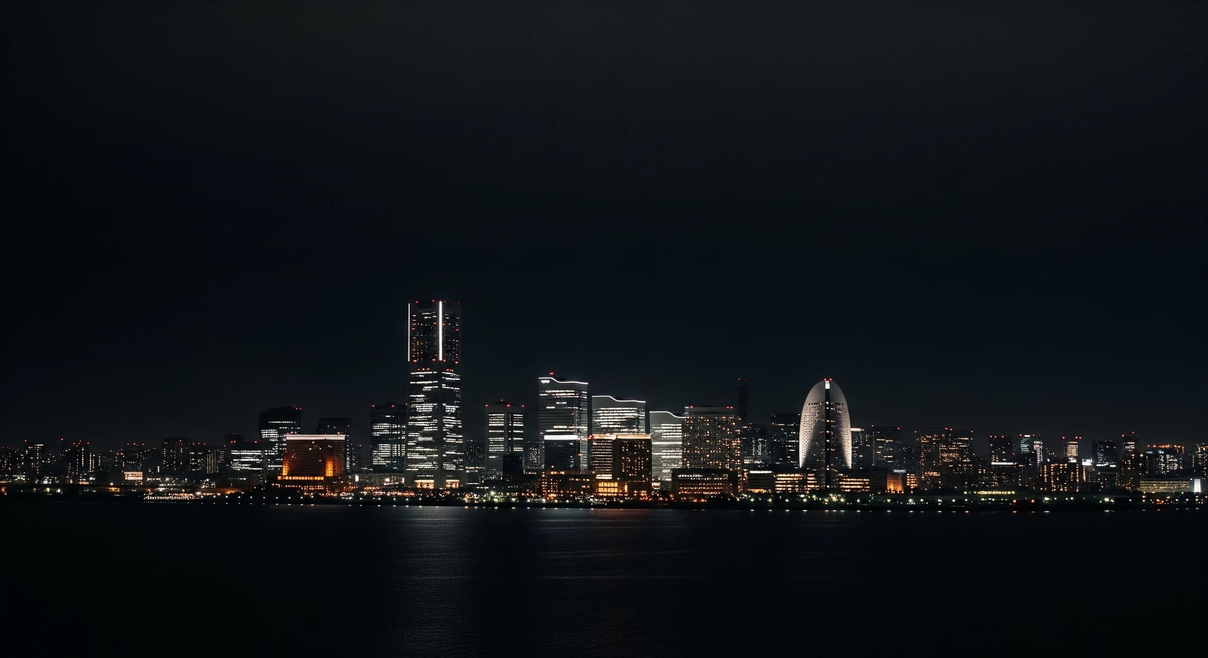 深夜の都市景観